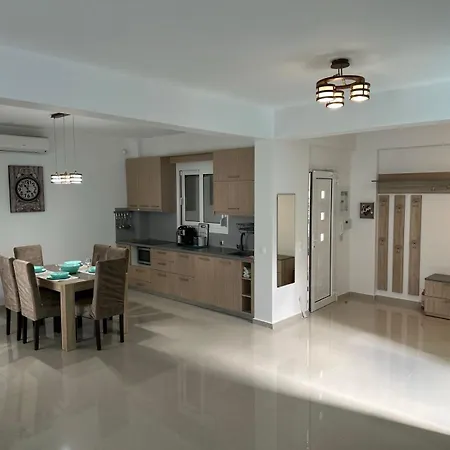 Galina * Nikiti (Sithonia)