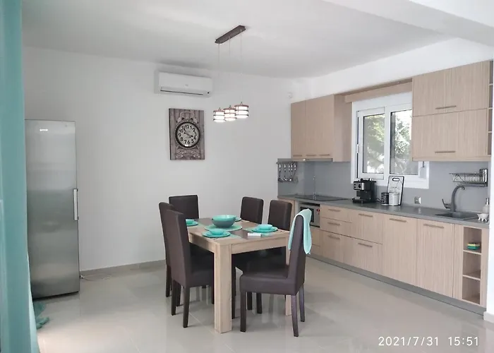 Galina Nikiti (Sithonia)