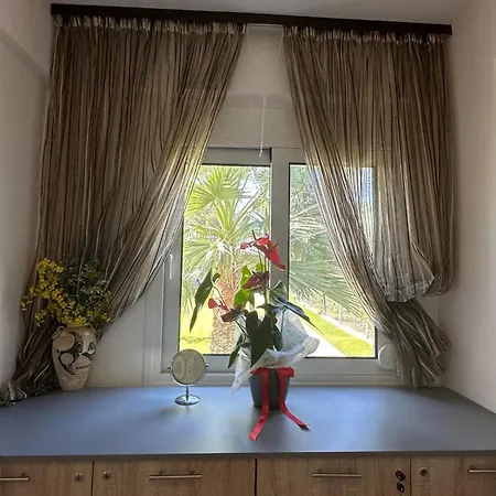 Galina * Nikiti (Sithonia)